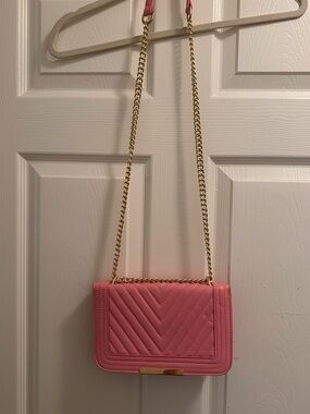 Pink Quilted Chain Crossbody Bag